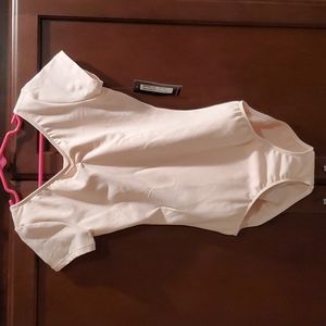 Bloch, light pink capsleeve leotard, youth size 12.  New with tags